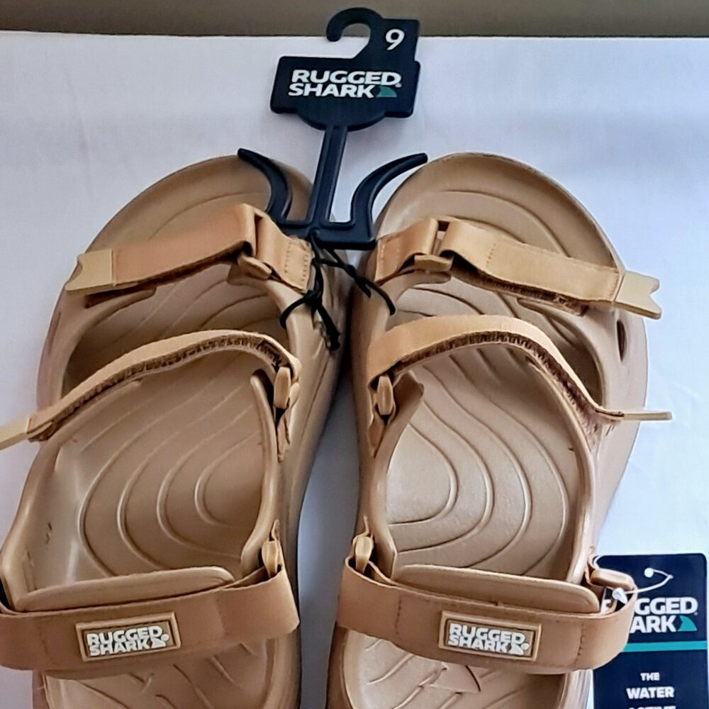 Rugged Shark Strappy Water Sandals. Men's size 9.BNWT